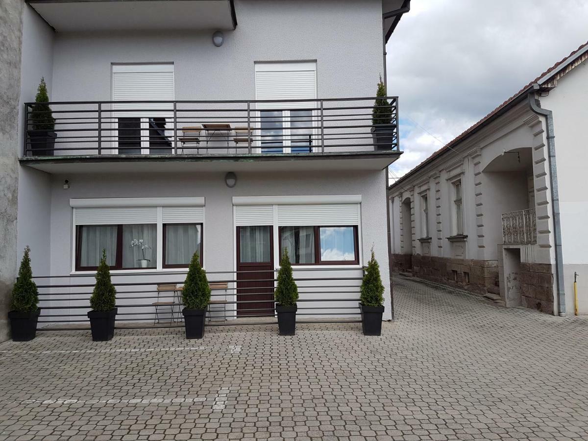 Apartments Spring Čačak Exterior foto